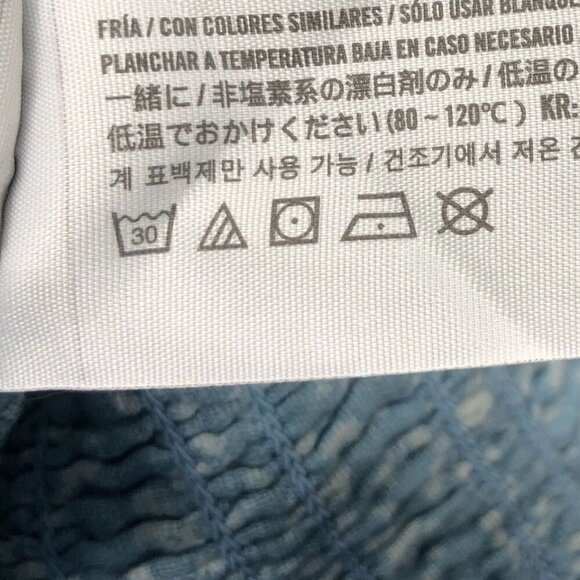 Abercrombie & Fitch Women's Ditsy Smocked Crop Top L Blue Bow Straps Preppy - Picture 5 of 5